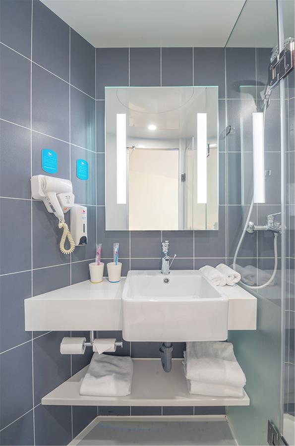 Hanting Express Shanghai Jiazhan Road エクステリア 写真
